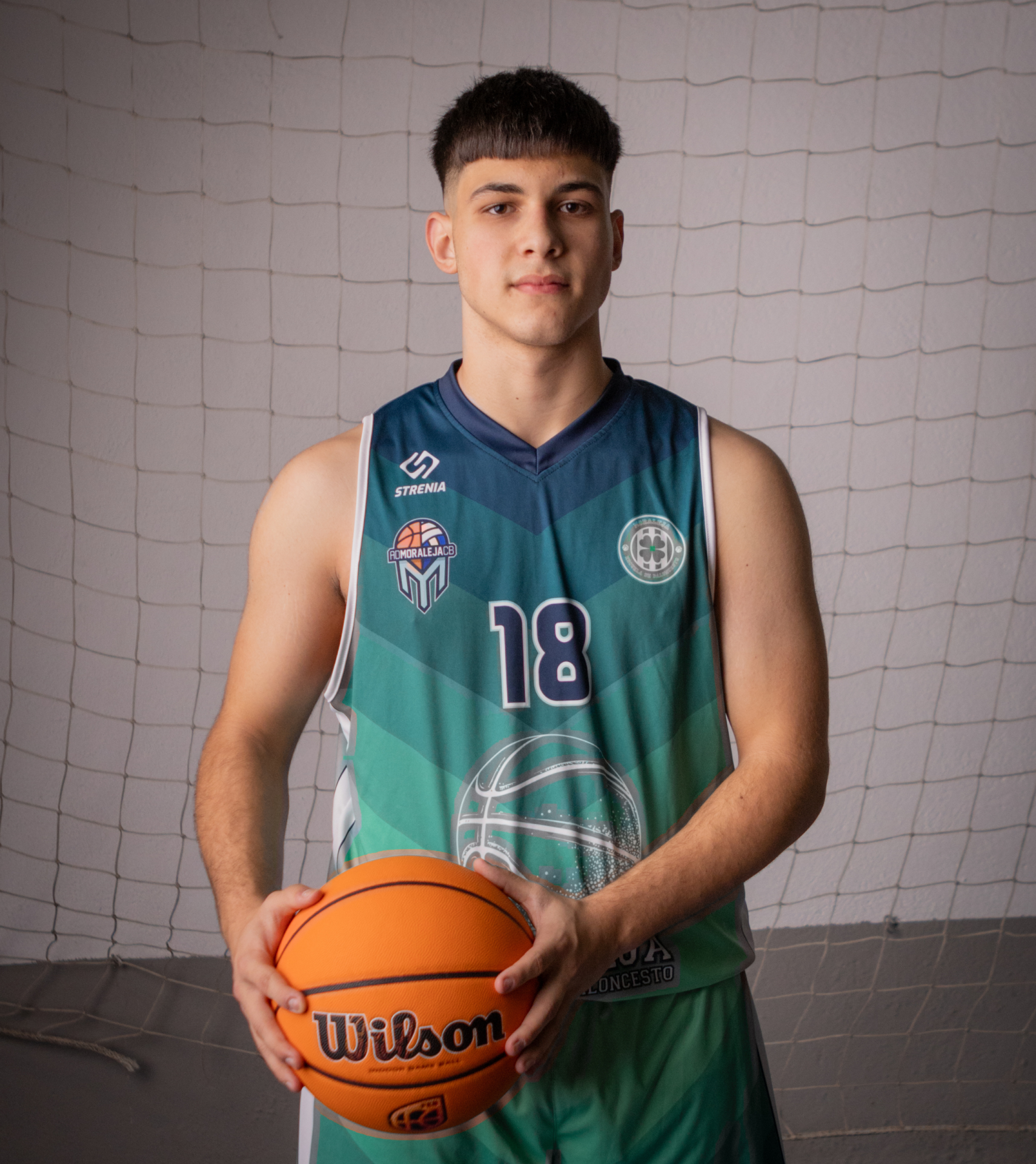 ROBERTO HIDALGO 18 JUVENIL